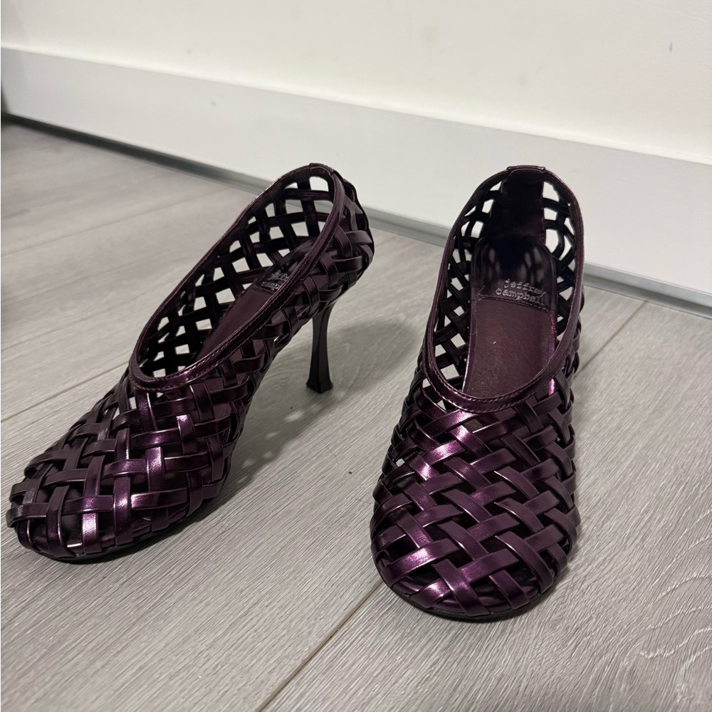 Caged Lattice Woven Pumps